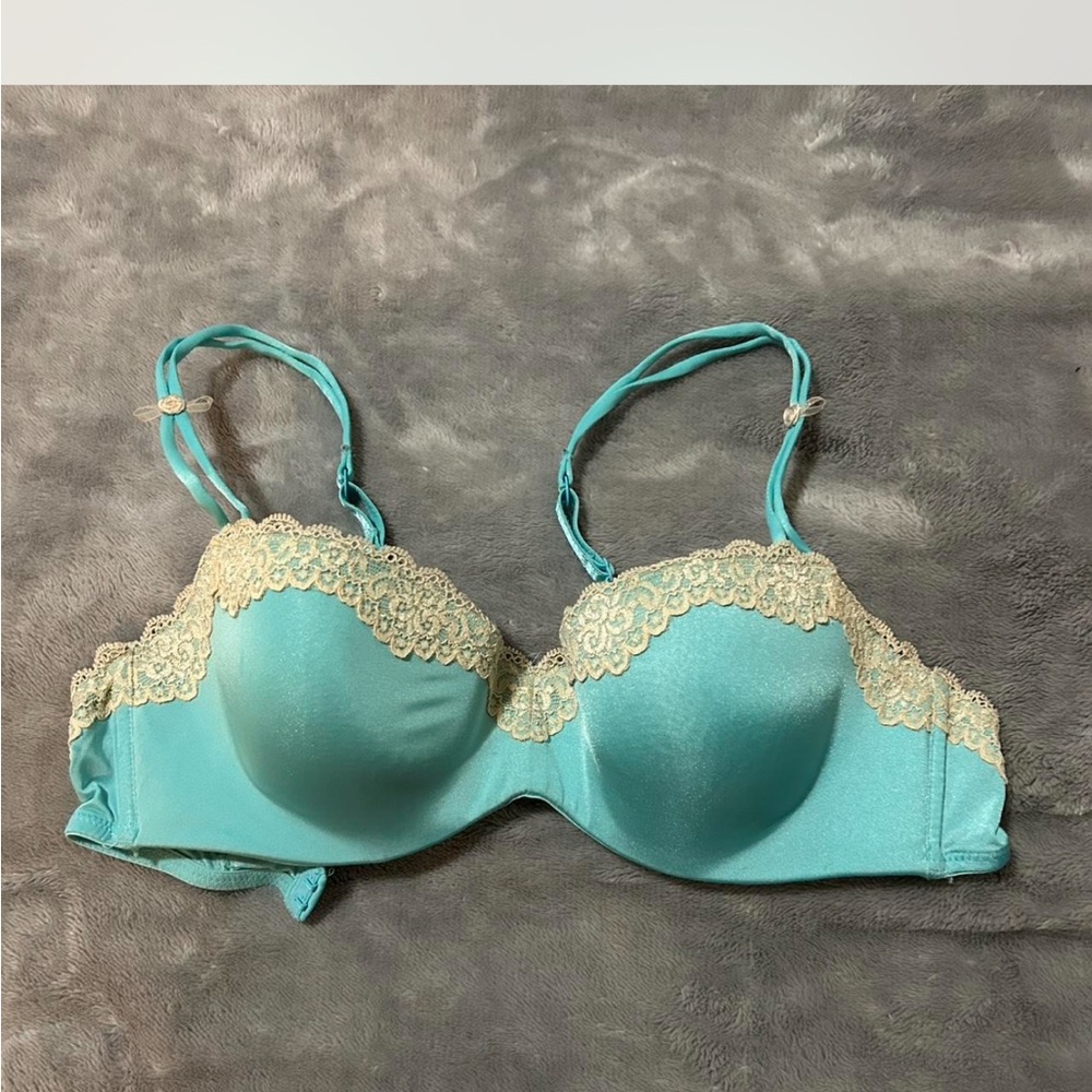 Aqua blue push up bra with lace and flower details